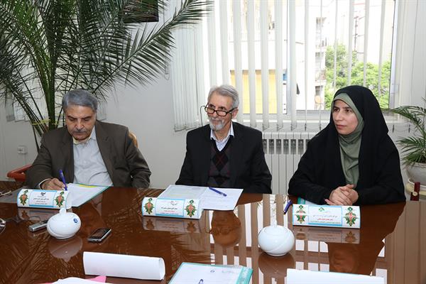 میزگرد: آقایان شمس احمدی و مشیرزاده و سرکار خانم دکتر مداحی، نشریه 94