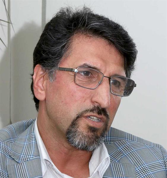 آقای رزاق، میزگرد، نشریه 96