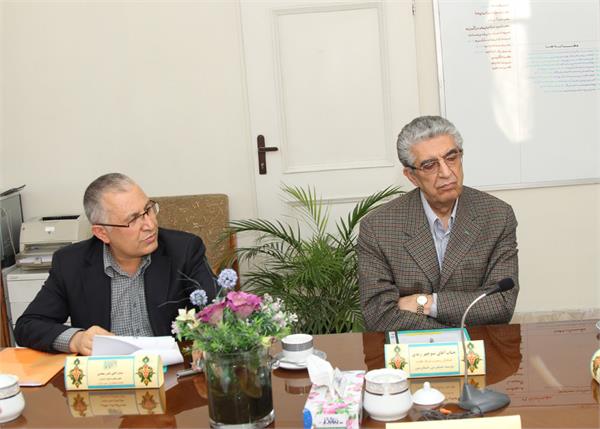 آقایان زندی، محامی