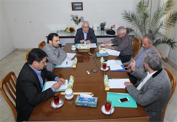 آقایان دکتر یارترکمن، ابوالحلاج، عالی‌ور،دکتر نظری، دکتر موسوی، دکتر بزرگ‌اصل