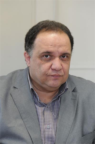 دکتر مرادزاده فرد