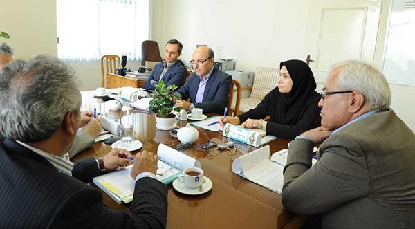 آقایان نظری، قیومی، حبیبی و خانم رحمانی، میزگرد 95